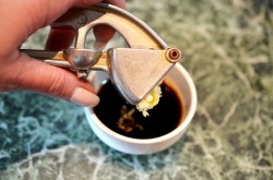 Соевый маринад для курицы в духовке - шаг 4