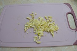 Засолка сала с перцем и чесноком - шаг 2 Засолка сала с перцем и чесноком - шаг 2