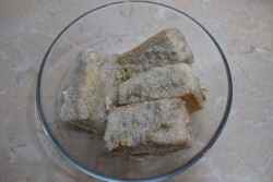 Засолка сала с перцем и чесноком - шаг 5 Засолка сала с перцем и чесноком - шаг 5