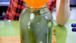 Соленые огурцы с острым стручковым перцем и чесноком на зиму - шаг 13 Соленые огурцы с острым стручковым перцем и чесноком на зиму - шаг 13