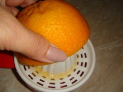 Соус из апельсинов к мясу - шаг 2 Соус из апельсинов к мясу - шаг 2