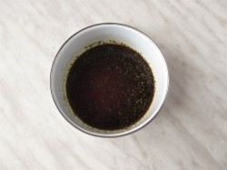 Стейки из индейки с косточкой в духовке - шаг 2