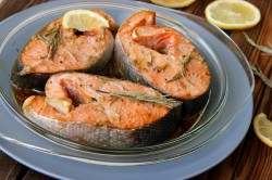 Сочные стейки кеты в духовке - шаг 5 Сочные стейки кеты в духовке - шаг 5