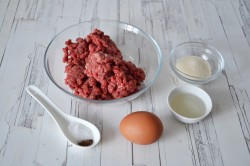 Суфле из говядины диетическое в духовке - шаг 1 Суфле из говядины диетическое в духовке - шаг 1