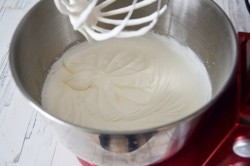 Творожный мусс с желатином - шаг 4 Творожный мусс с желатином - шаг 4