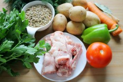 Суп из зеленой чечевицы с курицей - шаг 1 Суп из зеленой чечевицы с курицей - шаг 1