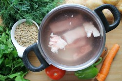 Суп из зеленой чечевицы с курицей - шаг 2 Суп из зеленой чечевицы с курицей - шаг 2