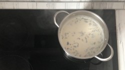 Грибной суп пюре из шампиньонов со сливками классический - шаг 9 Грибной суп пюре из шампиньонов со сливками классический - шаг 9