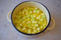 Суп пюре из кабачков и картофеля - шаг 7 Суп пюре из кабачков и картофеля - шаг 7
