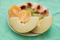 Свежие фрукты в шоколаде - шаг 2