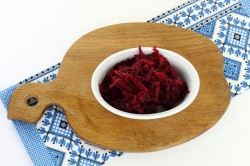 Свекольный салат Поросенок - шаг 5