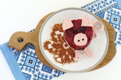 Свекольный салат Поросенок - шаг 7