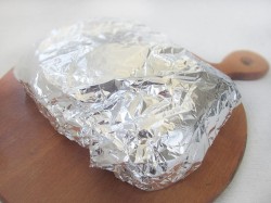 Свинина запеченная куском в фольге - шаг 6