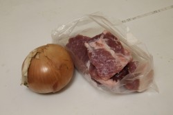 Свинина жареная на ужин или обед - шаг 1 Свинина жареная на ужин или обед - шаг 1