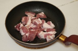 Свинина жареная на ужин или обед - шаг 3 Свинина жареная на ужин или обед - шаг 3