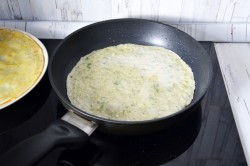 Сырные блины с зеленью - шаг 11