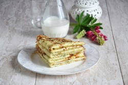 Сырные блины с зеленью - шаг 13