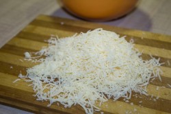 Сырные корзинки для салата - шаг 2 Сырные корзинки для салата - шаг 2