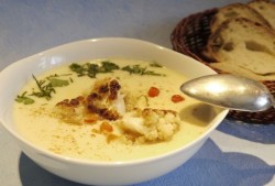 Сырный суп с цветной капустой и сливками - шаг 5 Сырный суп с цветной капустой и сливками - шаг 5