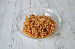 Тарт с белой смородиной и какао - шаг 12