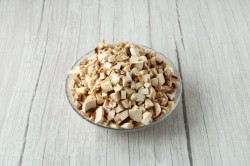 Жульен с грибами в тарталетках в духовке - шаг 3