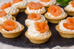 Тарталетки с семгой и сыром - шаг 9