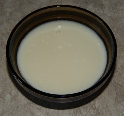 Молочный десерт с желатином - шаг 3