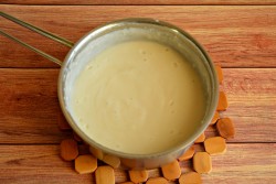 Тесто для чебуреков как в чебуречных - шаг 5 Тесто для чебуреков как в чебуречных - шаг 5