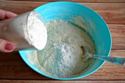 Тесто для чебуреков как в чебуречных - шаг 8 Тесто для чебуреков как в чебуречных - шаг 8