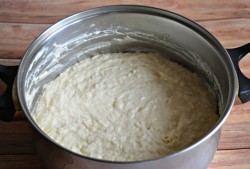 Тесто для пирожков на сковороде на воде - шаг 7 Тесто для пирожков на сковороде на воде - шаг 7