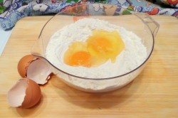 Простой суп с галушками - шаг 2 Простой суп с галушками - шаг 2