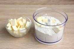 Тесто на желтках - шаг 4 Тесто на желтках - шаг 4