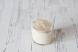 Тесто на ряженке для пирожков пирогов булочек - шаг 4 Тесто на ряженке для пирожков пирогов булочек - шаг 4