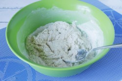 Тесто на воде с сухими дрожжами - шаг 3 Тесто на воде с сухими дрожжами - шаг 3