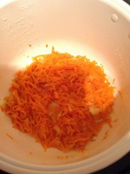 Томатный суп с овощами и макаронами в мультиварке - шаг 3 Томатный суп с овощами и макаронами в мультиварке - шаг 3