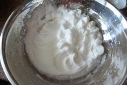 Торт банановый с мороженым - шаг 2