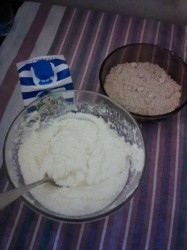 Торт Белка на молоке с печеньем без выпечки - шаг 4