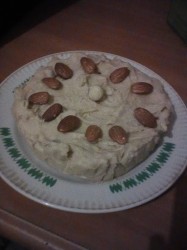 Торт Белка на молоке с печеньем без выпечки - шаг 7