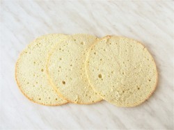 Торт бисквитный с фруктами - шаг 13