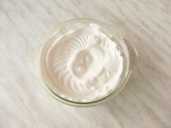 Торт бисквитный с фруктами - шаг 4