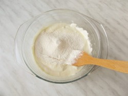 Торт бисквитный с фруктами - шаг 6