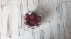 Торт из крекера рыбки на скорую руку без выпечки - шаг 9 Торт из крекера рыбки на скорую руку без выпечки - шаг 9