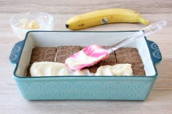 Торт из шоколадного печенья без выпечки - шаг 9 Торт из шоколадного печенья без выпечки - шаг 9