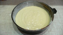 Бисквитный торт с заварным кремом - шаг 4