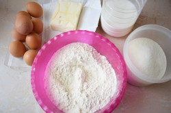 Торт машина для мальчика из крема - шаг 1 Торт машина для мальчика из крема - шаг 1