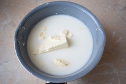 Торт машина для мальчика из крема - шаг 2 Торт машина для мальчика из крема - шаг 2