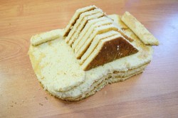 Торт машина для мальчика из крема - шаг 8 Торт машина для мальчика из крема - шаг 8