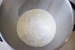 Торт машина для мальчика из крема - шаг 9 Торт машина для мальчика из крема - шаг 9