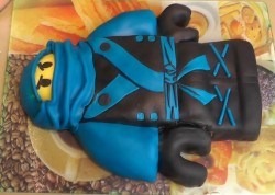 Торт Лего Ниндзяго из мастики - шаг 11