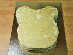 Торт Минни Маус для девочки - шаг 7